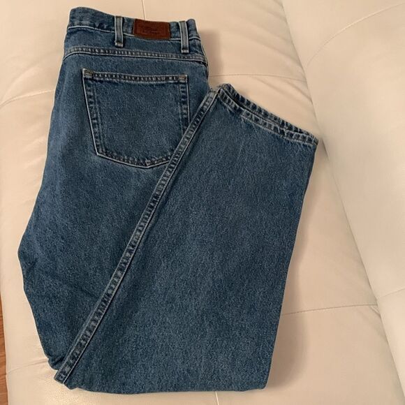 L.L. Bean Classic Fit Cotton Medium Wash Straight Men's Blue Denim Size 36/30 - Picture 1 of 11